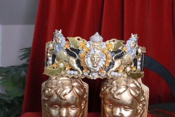 SOLD! 8209 Medieval Lions Gold Silver Embellished Waist Gold Belt Size S, L, M - Image 5
