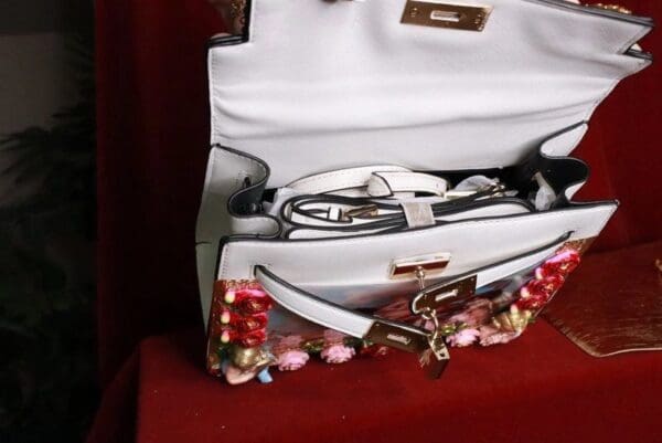 SOLD! 8219 Baroque Hand Painted Vivid Musical Cherubs Angels Roses Embellished Tote Crossbody Handbag - Image 6