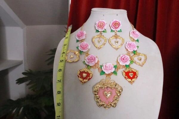 SOLD! 8232 Set Of Baroque Sacred Heart Pale Roses Statement Necklace+ Earrings - Image 5