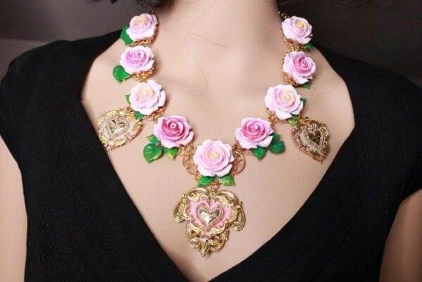 SOLD! 8234 Set Of Baroque Sacred Heart Pale Roses Statement Necklace+ Earrings - Image 9