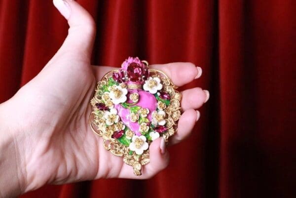 SOLD! 8256 Runway Baroque Fuchsia Sacred Heart Brooch - Image 7