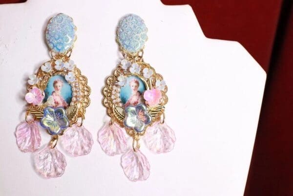SOLD! 8276 Young Marie Antoinette Pale Flowers Petals Cameo Elegant Earrings - Image 3