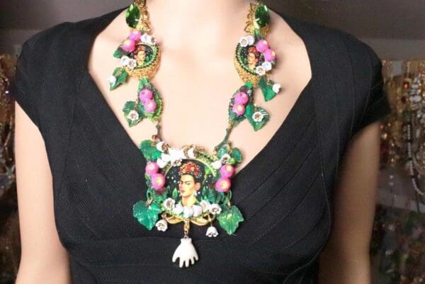 SOLD! 8282 Set Of Frida Kahlo Pastel Lily Of The Valley Necklace+ Earrings - Image 9