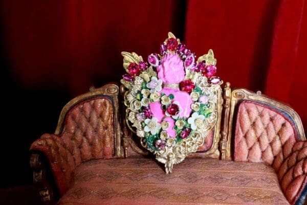 SOLD! 8287 Runway Baroque Fuchsia Sacred Heart Rhinestones Brooch - Image 6