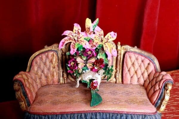 SOLD! 8288 Art Jewelry Hand Painted 3D Effect Dona Anna Flowers Leopard Brooch - Image 5