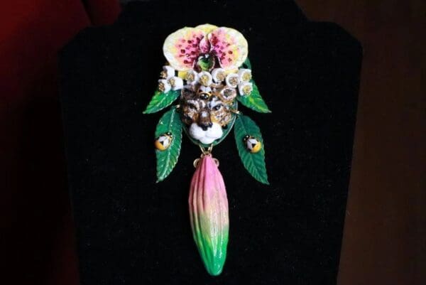 SOLD! 8289 Baroque Hand Painted Vivid Orchid Leopard Animal Brooch - Image 3