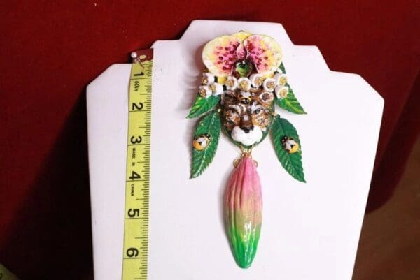 SOLD! 8289 Baroque Hand Painted Vivid Orchid Leopard Animal Brooch - Image 5