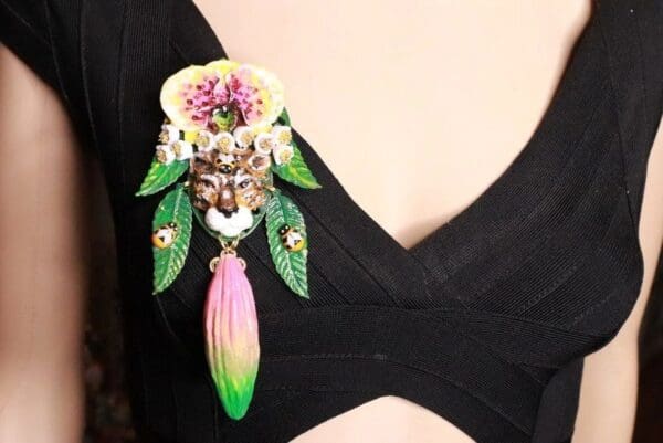 SOLD! 8289 Baroque Hand Painted Vivid Orchid Leopard Animal Brooch - Image 7