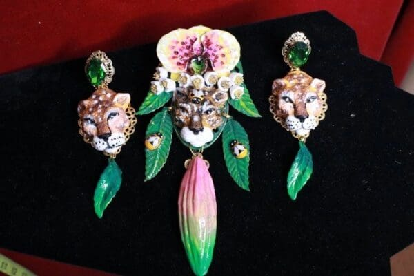 SOLD! 8289 Baroque Hand Painted Vivid Orchid Leopard Animal Brooch