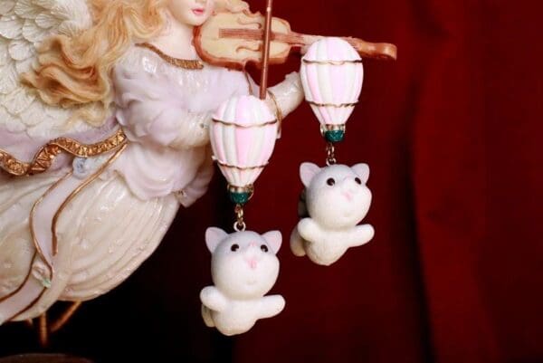 SOLD! 8319 Art Jewelry Flying Kitty Cat Balloon Earrings - Image 2