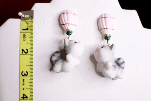 SOLD! 8319 Art Jewelry Flying Kitty Cat Balloon Earrings - Image 4