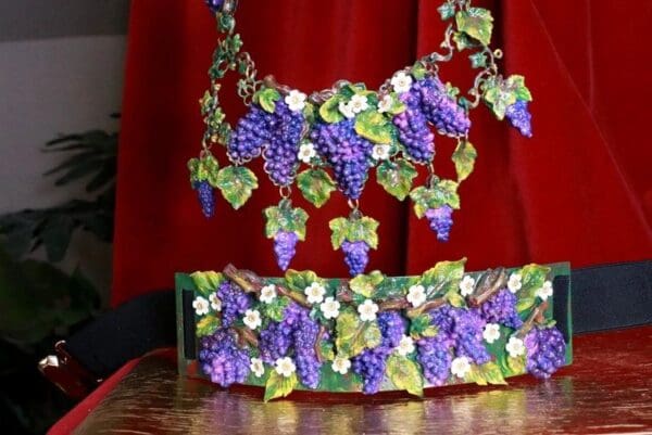 SOLD! 8365 Set Of Art Nouveau Hand Painted Vivid Grapes Bee Necklace+ Earrings - Image 5