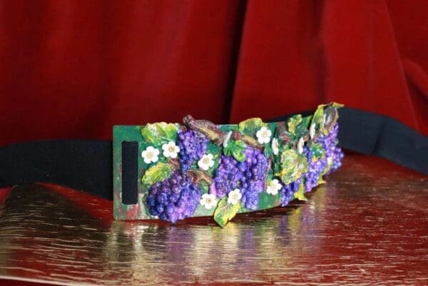 SOLD! 8366 Art Nouveau Grapes Hand Painted Embellished Waist Gold Belt Size S, L, M - Image 4