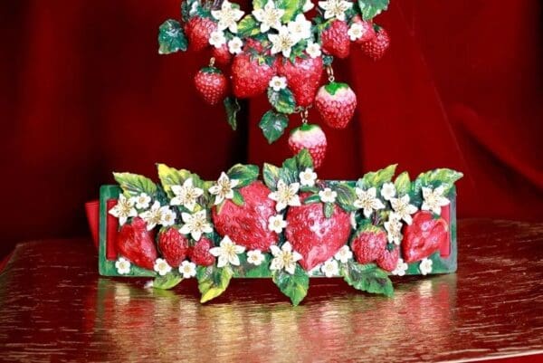 SOLD! 8367 Set Of Art Nouveau Vivid Hand Painted Strawberry Massive Necklace+ Earrings - Image 4