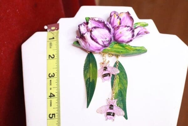 SOLD! 8370 Tulips Bee Hand Painted Massive Brooch - Image 7