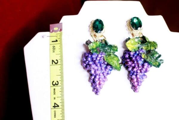 SOLD! 8390 Baroque Vivid Grapes Hand Painted Earrings - Image 5