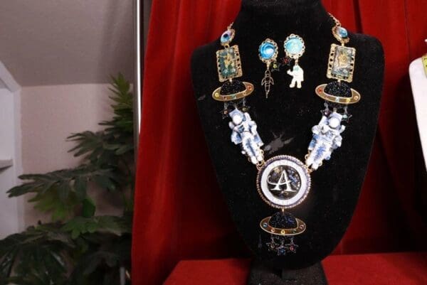 SOLD! 8400 Set Of Celestial NASA Astronauts Iridescent Necklace+ Earrings - Image 3