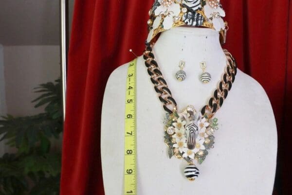 SOLD! 8425 Set Of Runway 2021 Designer Inspired Jungle Zebras Necklace+ Earrings - Image 6