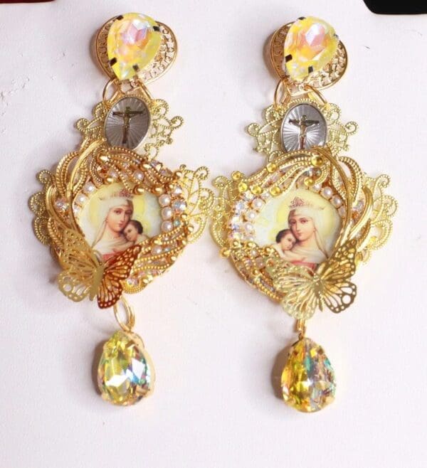 SOLD! 8427 Virgin Mary Gold Studs Earrings - Image 6