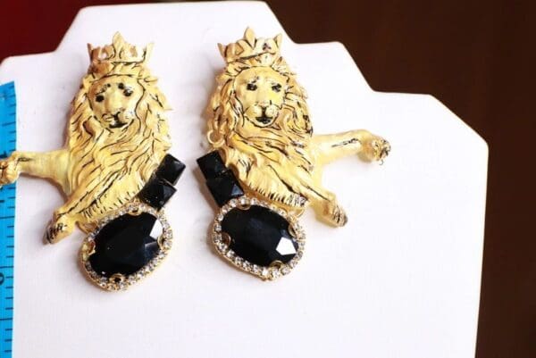 SOLD! 8448 Baroque Lions Massive Hand Painted Studs Earrings - Image 4