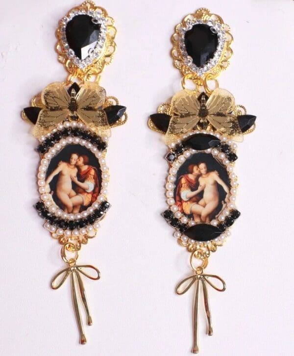 SOLD! 8472 Vintage Style Painting Couple Butterfly Rhinestone Studs Earrings