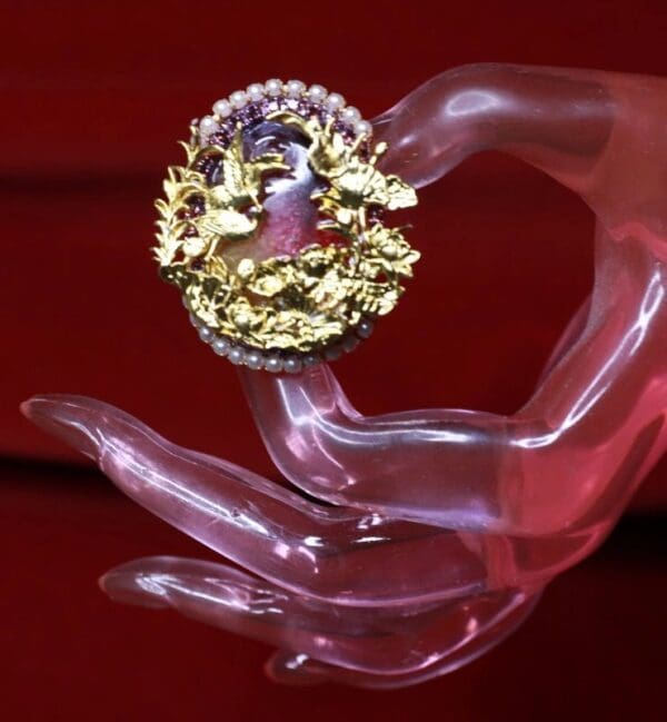 SOLD! 8477 Asian Japanese Crane Embellished Genuine Agate Cocktail Adjustable Ring