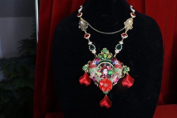 SOLD! 8484 Frida Kahlo Parrots Massive Statement Necklace - Image 2