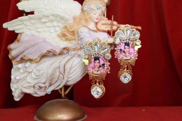 SOLD! 8497 Audrey Hepburn Diamonds Studs Earrings - Image 6