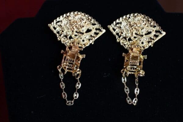 SOLD! 8506 Japanese Revival Studs Earrings - Image 4