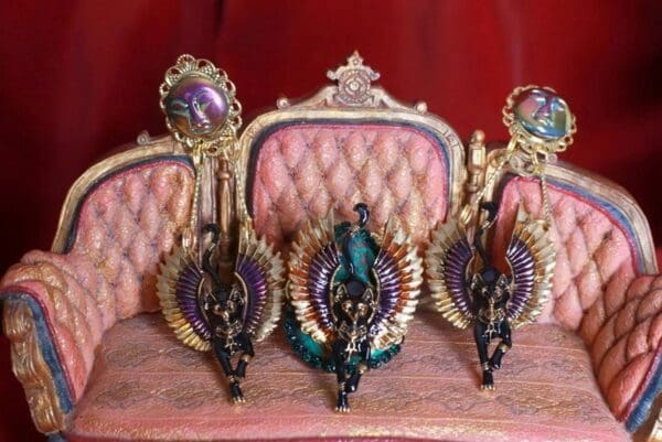 SOLD! 8527 Egyptian Revival Bastet Genuine Malachite Adjustable Cocktail Ring - Image 6
