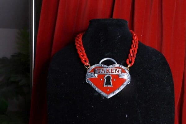 SOLD! 8537 Baroque Massive Metal TAKEN Heart Statement Necklace - Image 6