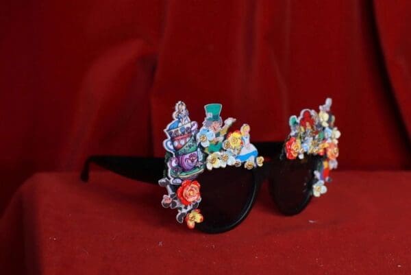 SOLD! 8539 Alice In Wonderland Fancy Embellished Sunglasses - Image 3