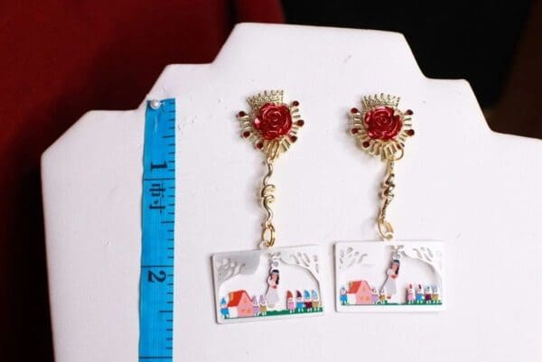 SOLD! 8569 Snow White and The 7 Dwarfs Silver Tone Studs Earrings - Image 3