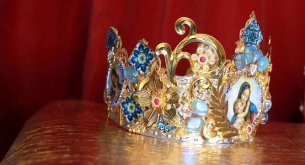 SOLD! 8601 Virgin Mary Madonna Blue Cameos Crown Tall Headband - Image 4