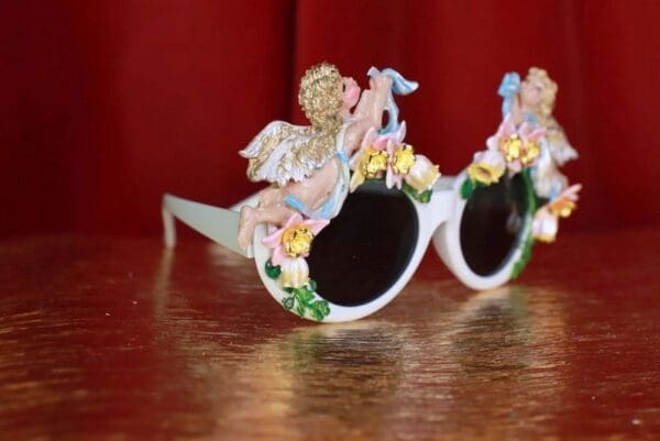 SOLD! 8634 Baroque Bright Hand Painted Faced Cherubs Angels Embellished Sunglasses - Image 5