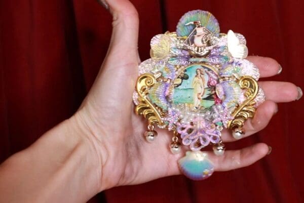 SOLD! 8667 Birth Of Venus Vintage Style Dragons Shell Pink Octopus Huge Stunning Brooch - Image 6