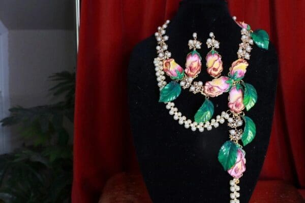 SOLD! 8670Set Of Rose Flower Cabochon Pearl Necklace+ Earrings - Image 4