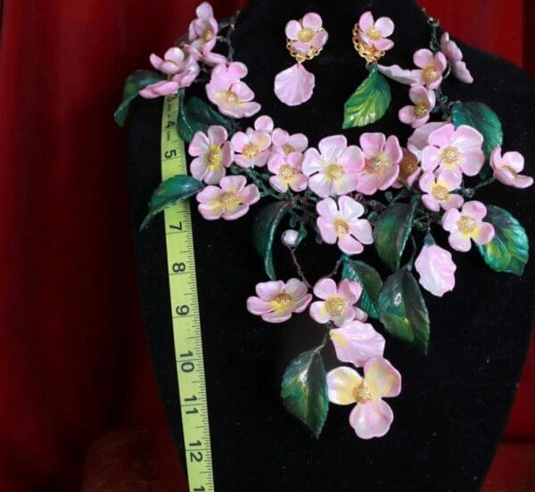 SOLD! 8671 Set Of Sakura blossom Hand Painted Massive Necklace+ Earrings - Image 7