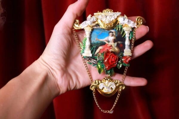SOLD! 8675 Set Of Renaissance Paintings Cupid Rose Huge Stunning Brooch+ Earrings - Image 3