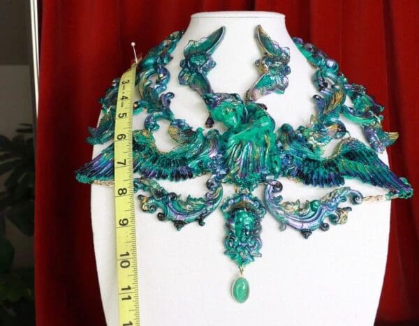 SOLD! 8691 Medieval Art Jewelry 3D Effect Hand Painted Roman Statue Iridescent Malachite Stone effect Necklace - Image 3