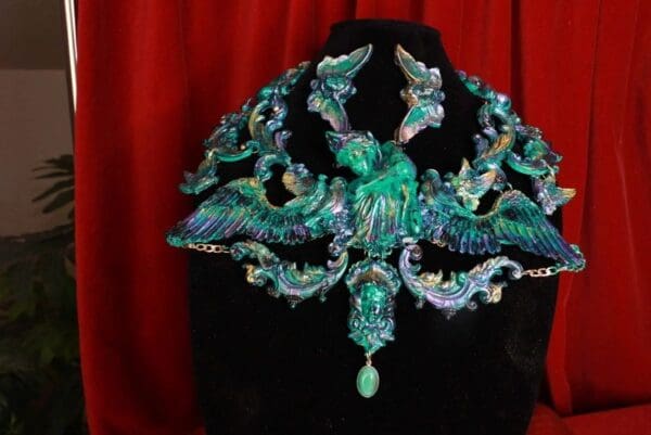 SOLD! 8691 Medieval Art Jewelry 3D Effect Hand Painted Roman Statue Iridescent Malachite Stone effect Necklace - Image 2