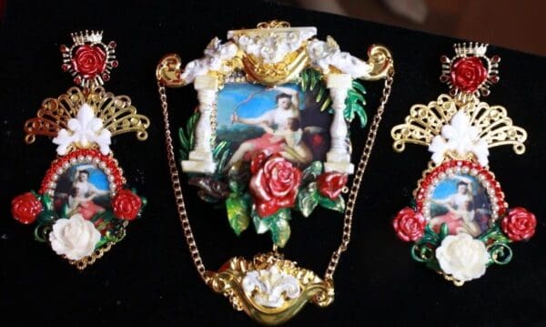 SOLD! 8675 Set Of Renaissance Paintings Cupid Rose Huge Stunning Brooch+ Earrings - Image 2