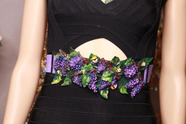SOLD! 8722 Art Nouveau Grapes Hand Painted Embellished Waist Gold Belt Size S, L, M - Image 3