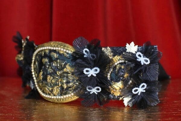 SOLD! 8725 Art Nouveau Carved Cameo Vintage Style Black Embellished Waist Gold Belt Size S, L, M - Image 2