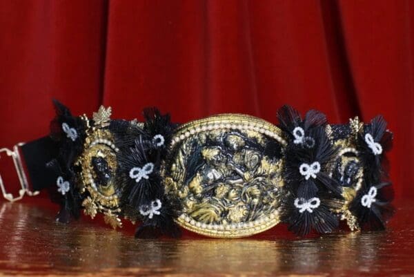 SOLD! 8725 Art Nouveau Carved Cameo Vintage Style Black Embellished Waist Gold Belt Size S, L, M - Image 3