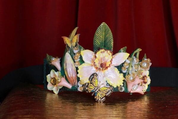 SOLD! 8727 Art Nouveau Flower Garden Embellished Waist Gold Belt Size S, L, M - Image 5