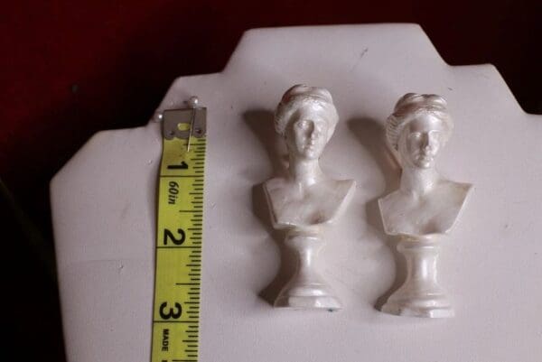 SOLD! 8730 Aphrodite Roman Bust Studs Earrings - Image 4
