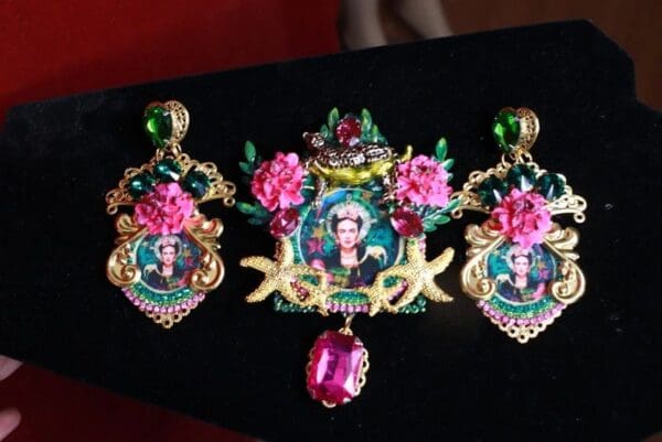 SOLD! 8743 Frida Kahlo Fuchsia Flower Massive Earrings - Image 6
