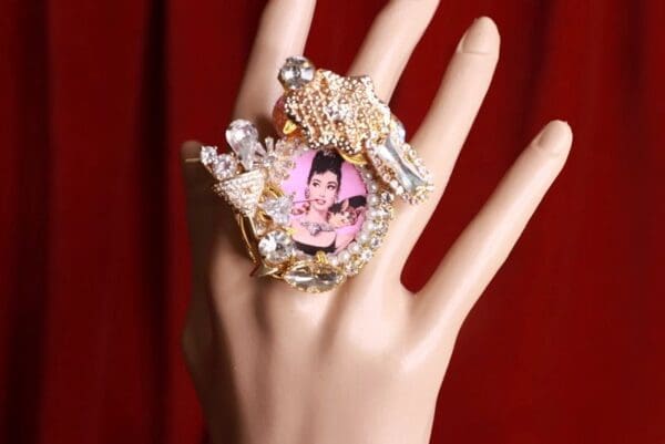 SOLD! 9172 Audrey Hepburn Champagne Massive Adjustable Cocktail Ring - Image 4