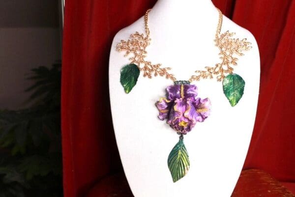 SOLD! 9173 Huge Hand Painted Iris Hand Painted Necklace - Image 7